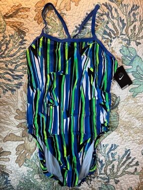 NWT Nike One-Piece Swimsuit